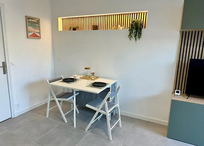 Studio Face Plage / Centre Ville
