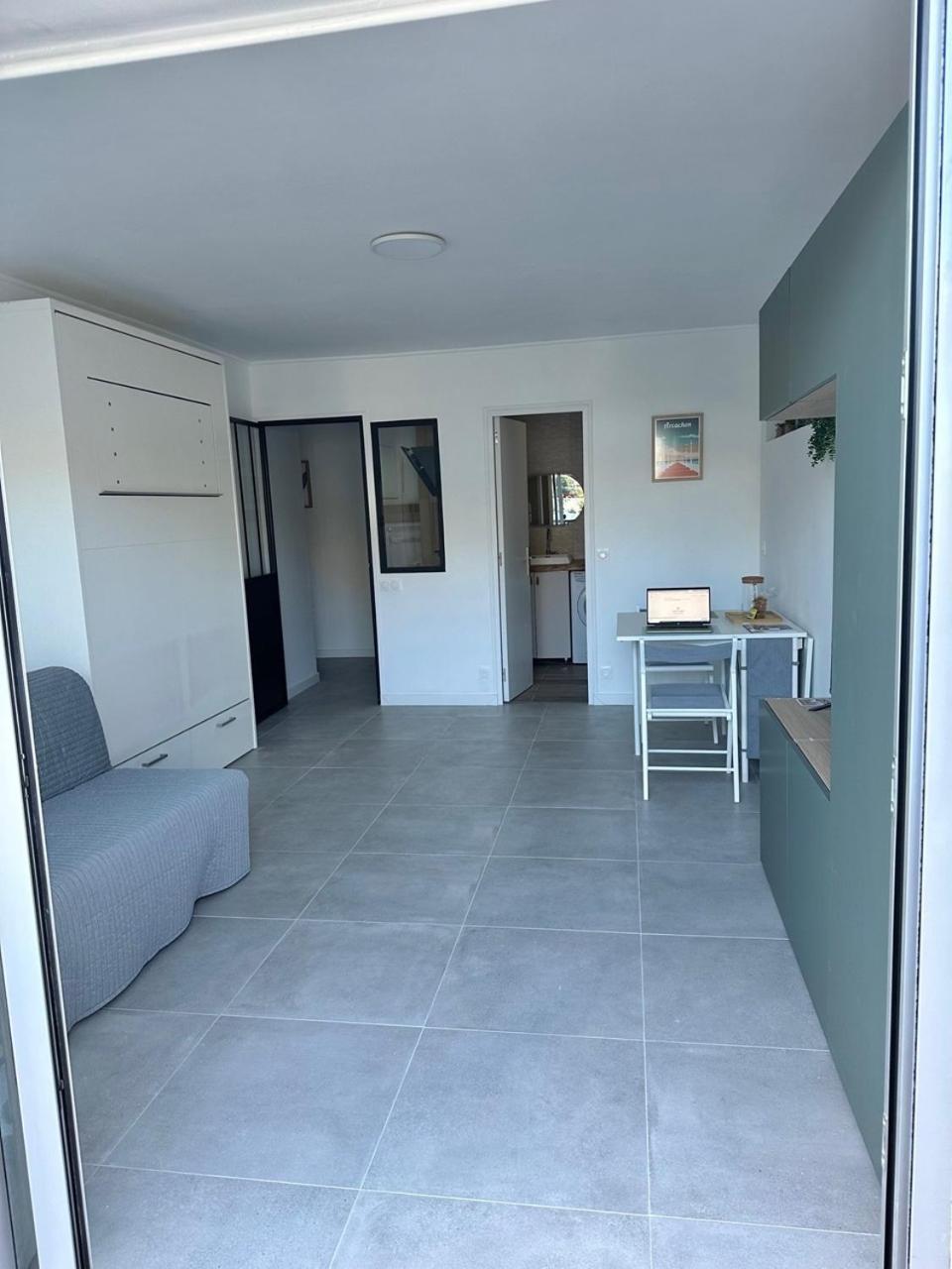 Face / Centre Appartement Arcachon
